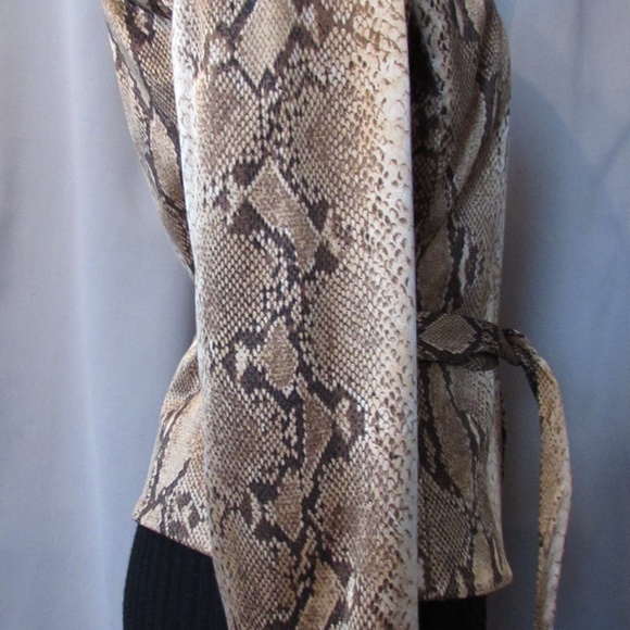 Cache' Jacket Reptilian Pattern Size Medium - Picture 5 of 7